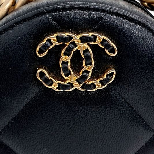 Chanel 19 Round Mini Crossbody Bag (10278861)