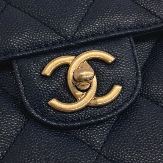 Chanel Caviar Chain Tote and Shoulder Bag (10279600)