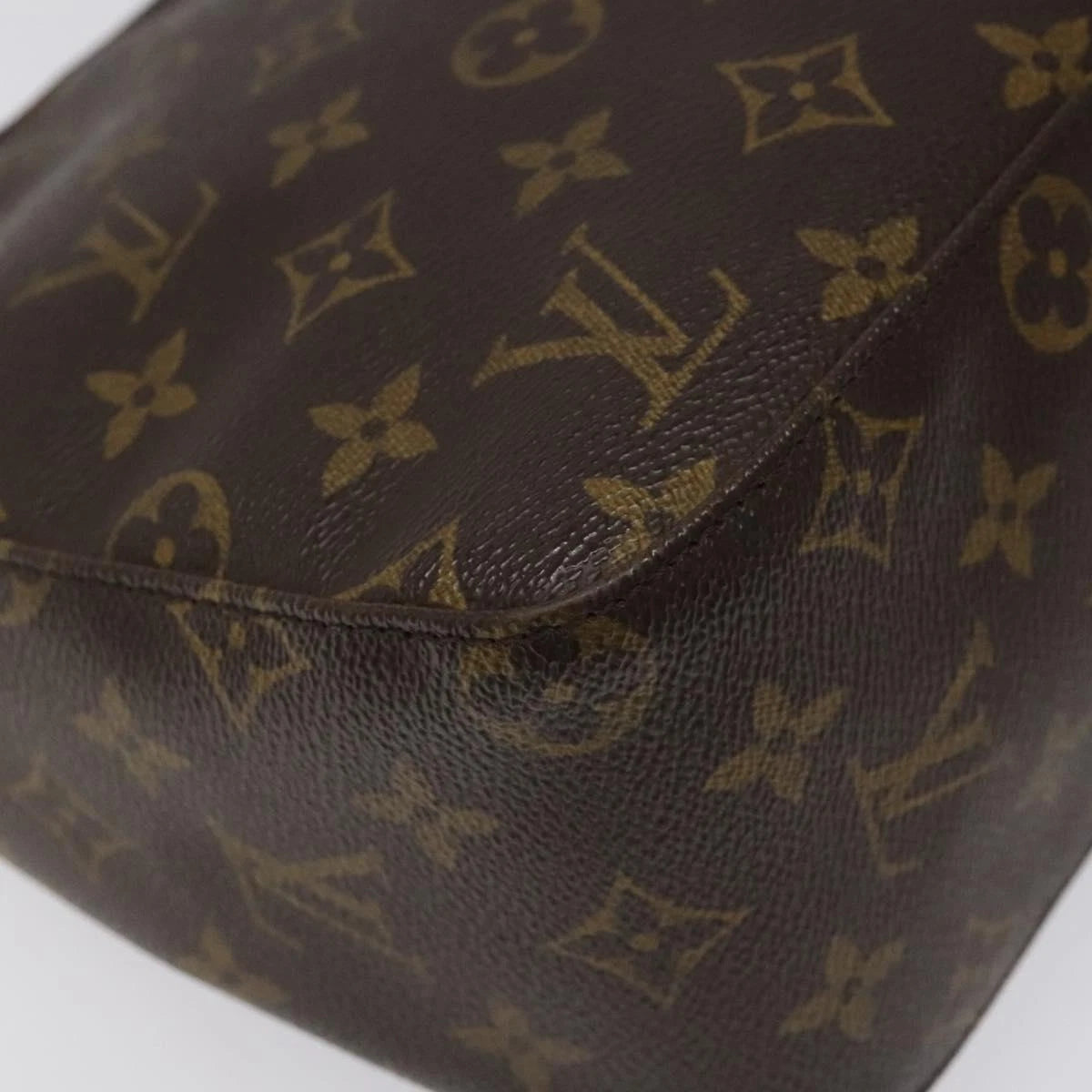 Louis Vuitton Monogram Looping Mm Shoulder Bag M51146