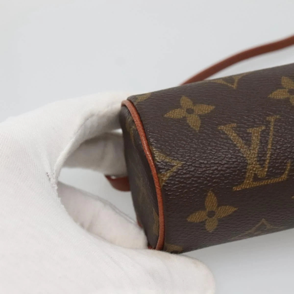 Louis Vuitton Monogram Papillon Pouch