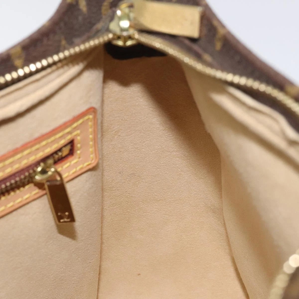 Louis Vuitton Monogram Looping Mm Shoulder Bag M51146