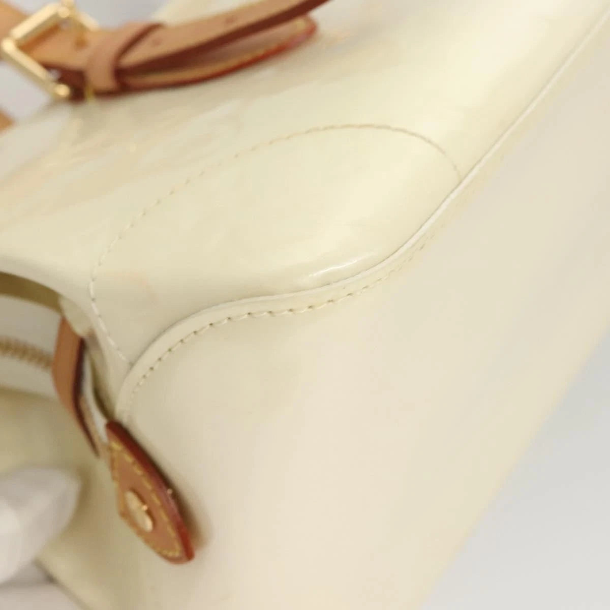 Louis Vuitton Monogram Vernis Rosewood Avenue Hand Bag Perle M93508